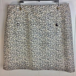 Ann Taylor Loft size 6p Pencil Skirt